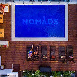 Hostel Nomads & Rooftop Pool, Cancún
